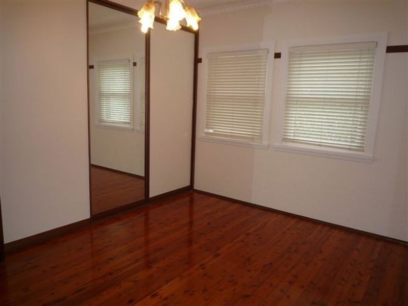 156 Hawkesbury Road, Westmead NSW 2145