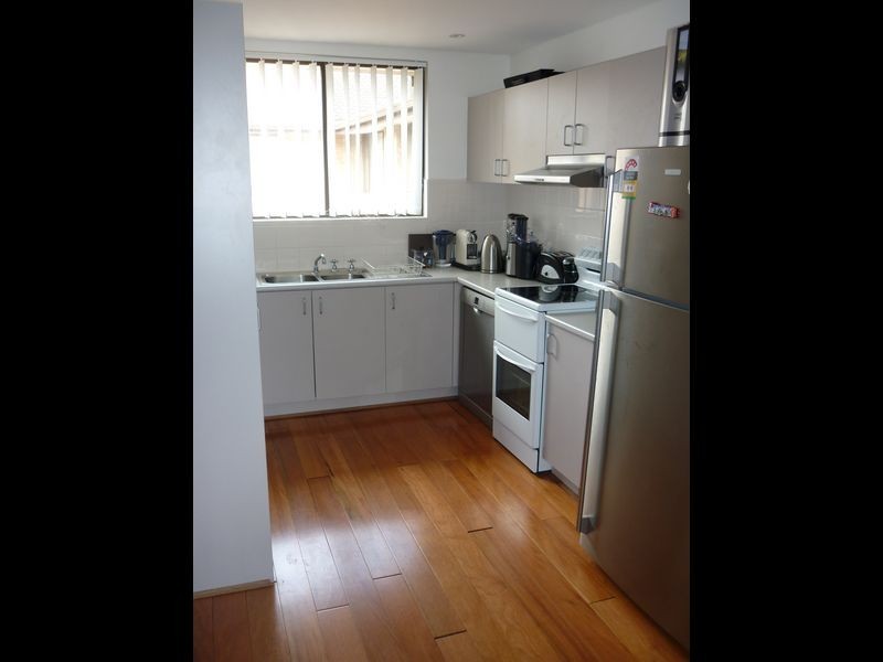 15 Helen Street, Westmead NSW 2145