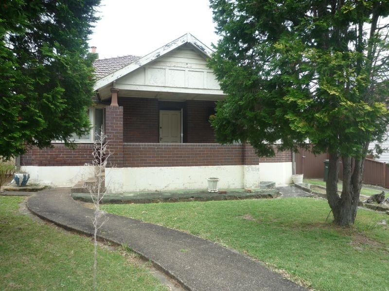 38 Alexandra Avenue, Westmead NSW 2145