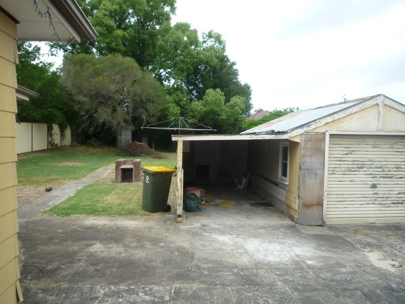 38 Alexandra Avenue, Westmead NSW 2145