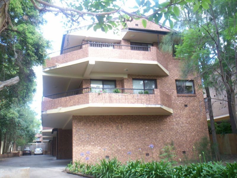 211 Hawkesbury Road, Westmead NSW 2145