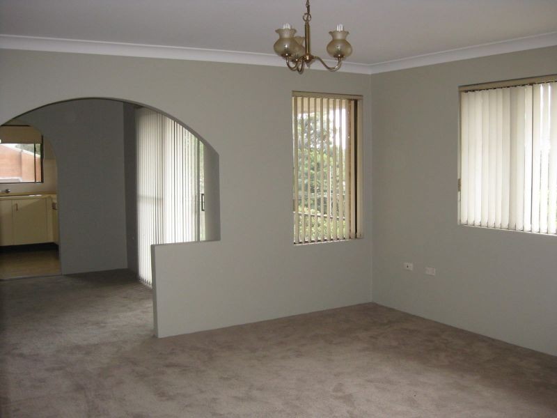 18 Caroline Street, Westmead NSW 2145