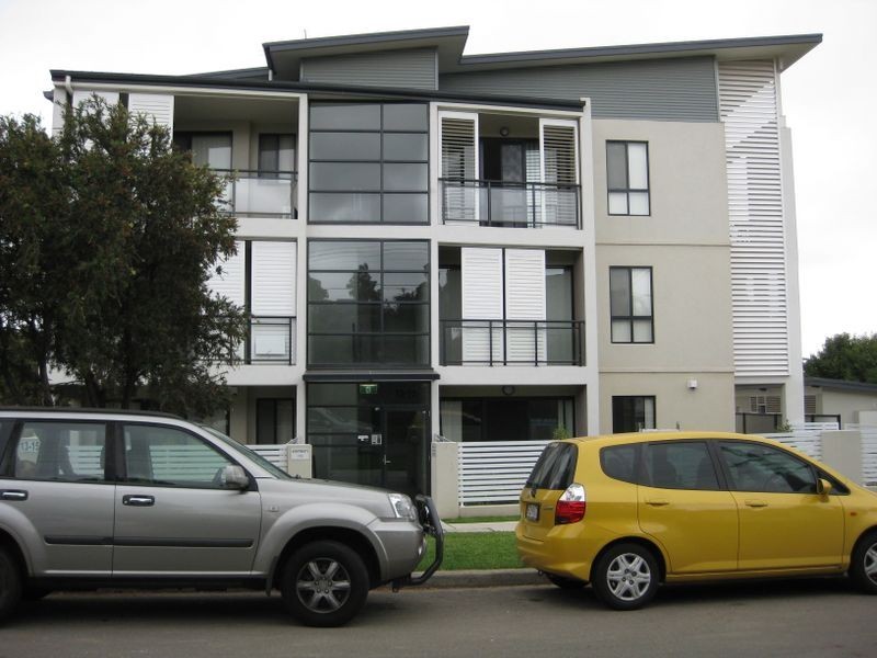 13-15 Lydbrook Street, Westmead NSW 2145