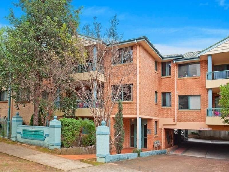 13-17 Bailey Street, Westmead NSW 2145