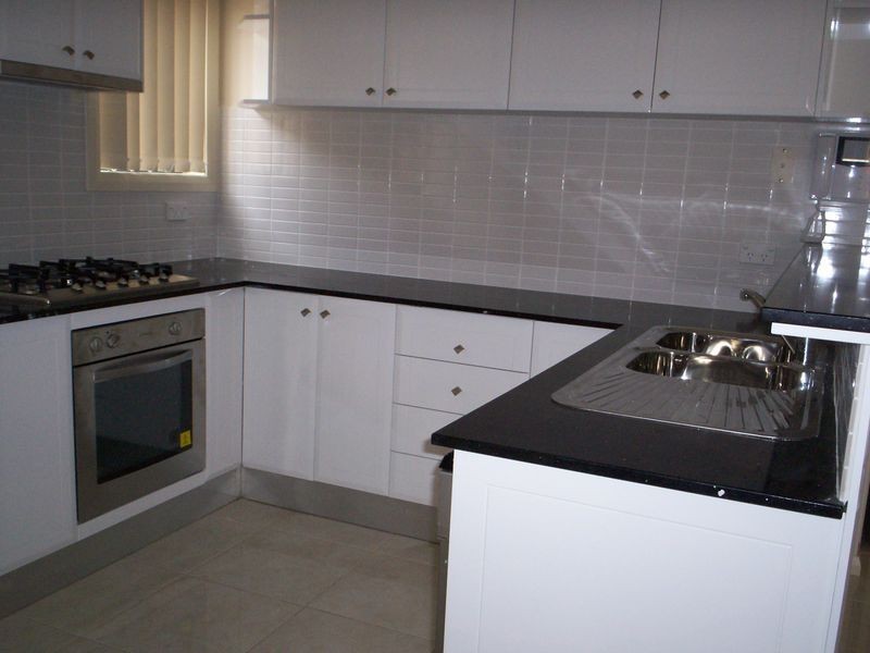 2B Broxbourne Street, Westmead NSW 2145