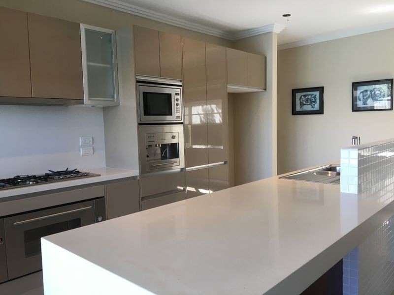 21 Haywards Bay Drive, Haywards Bay NSW 2530