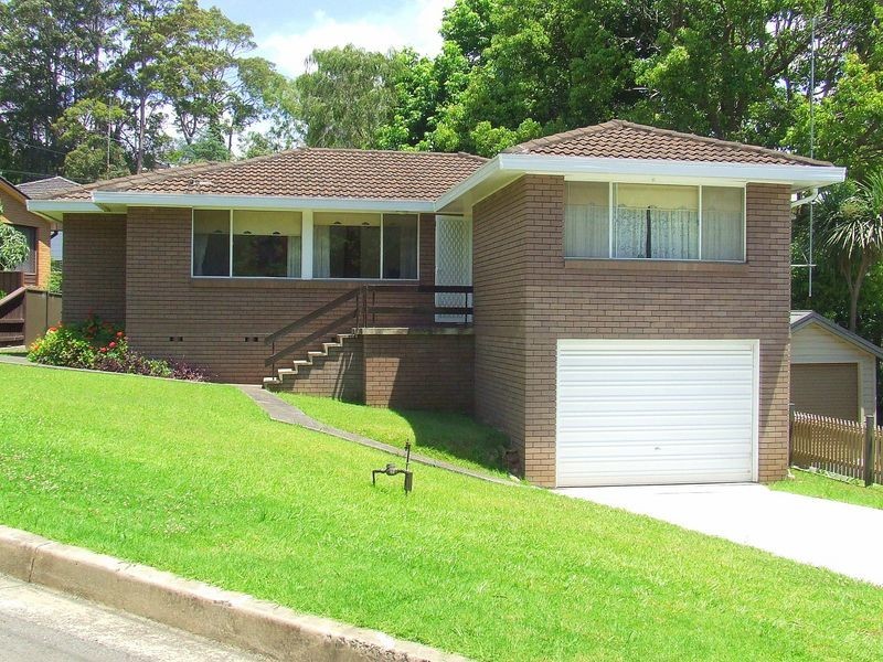 96 Rowland Avenue, Mangerton NSW 2500