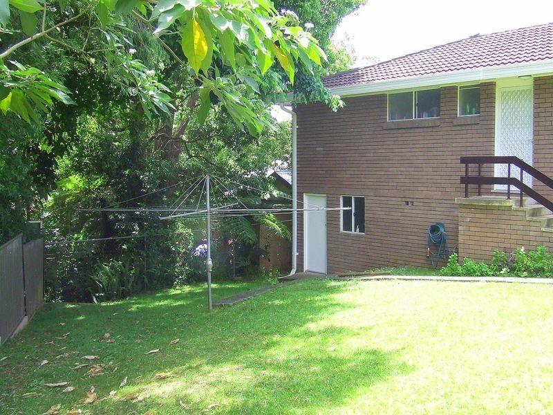 96 Rowland Avenue, Mangerton NSW 2500