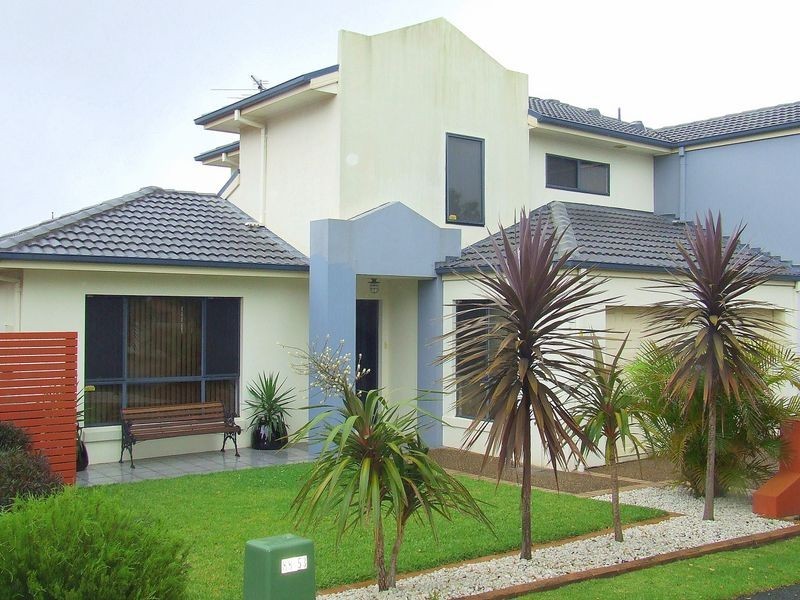 6 Woodland Avenue, Woonona NSW 2517