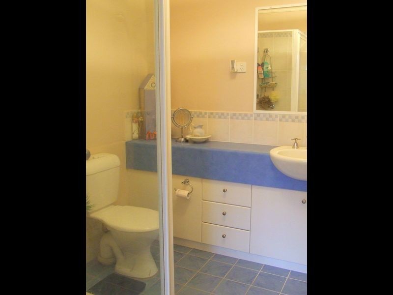 6 Woodland Avenue, Woonona NSW 2517