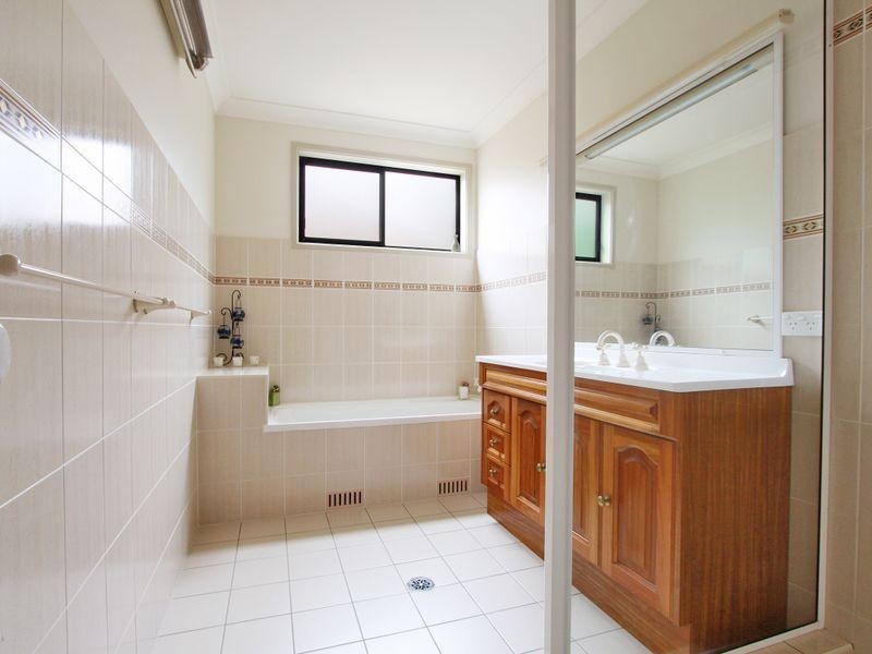 29 Brokers Road, Balgownie NSW 2519