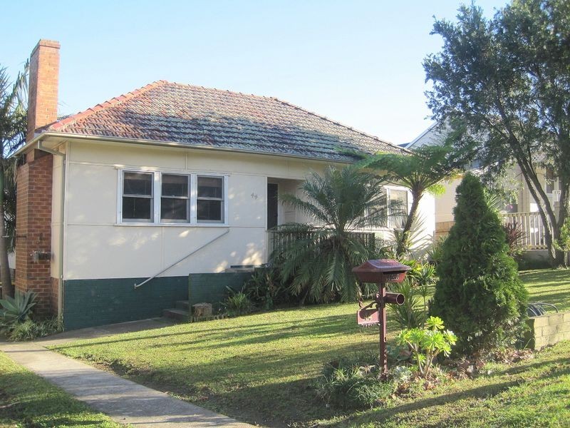 44 Taronga Avenue, Coniston NSW 2500