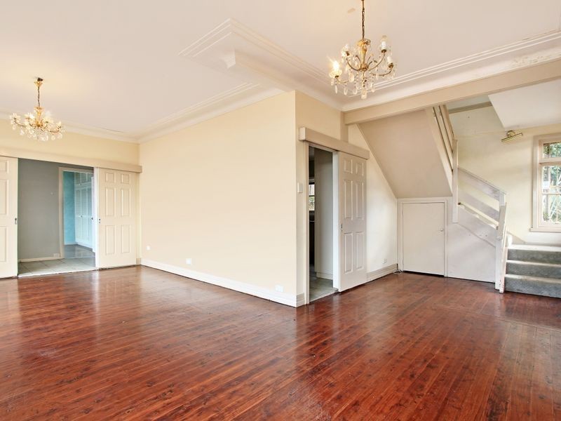 40 McKenzie Avenue, Wollongong NSW 2500