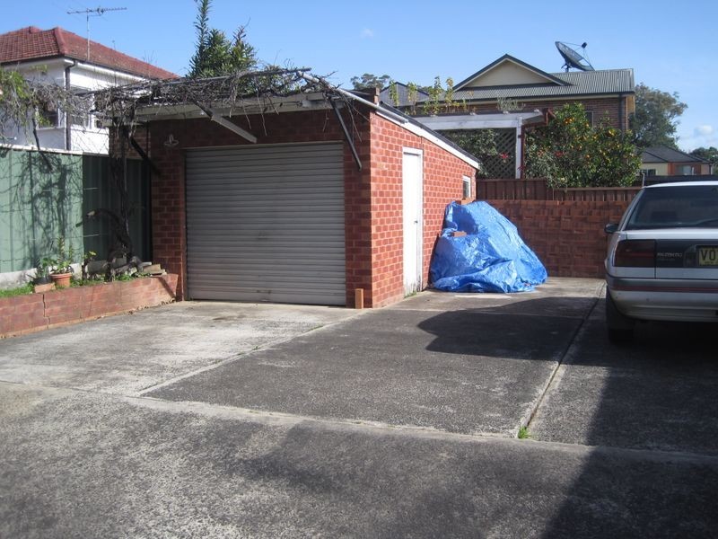 52 Rosemont Street, Wollongong NSW 2500