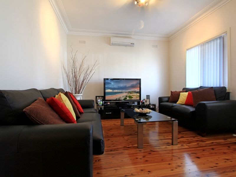 88 Flagstaff Road, Warrawong NSW 2502