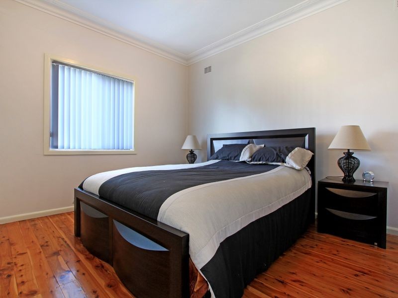 88 Flagstaff Road, Warrawong NSW 2502