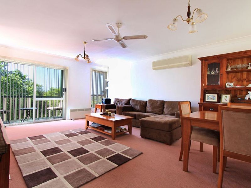 4/8 William Street, Unanderra NSW 2526