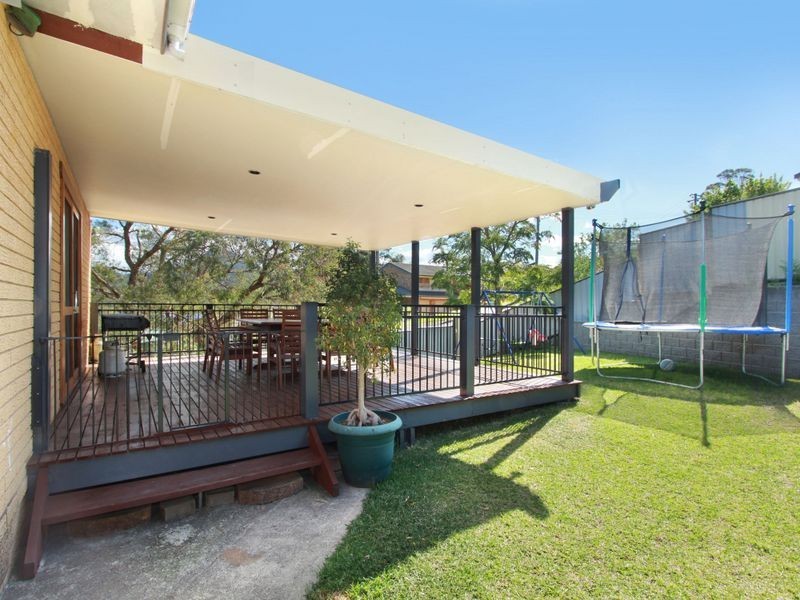 184 Jacaranda Avenue, Figtree NSW 2525