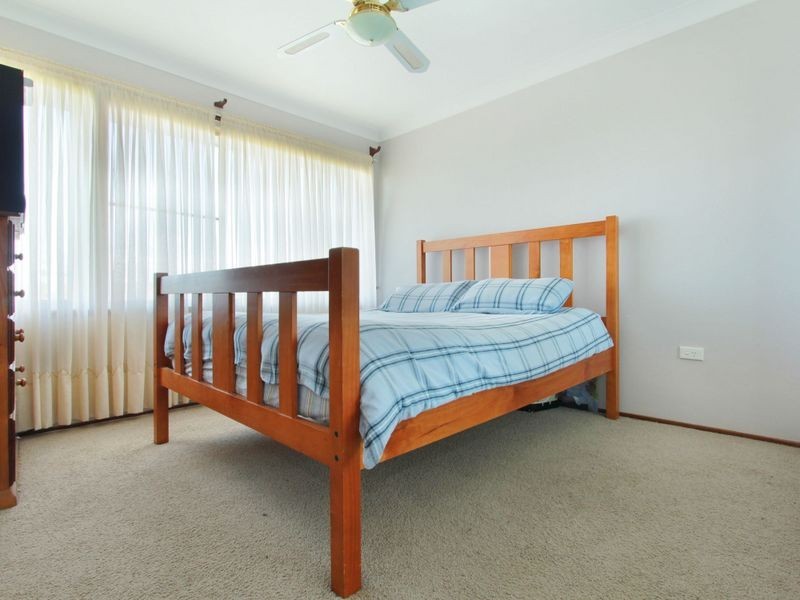 184 Jacaranda Avenue, Figtree NSW 2525