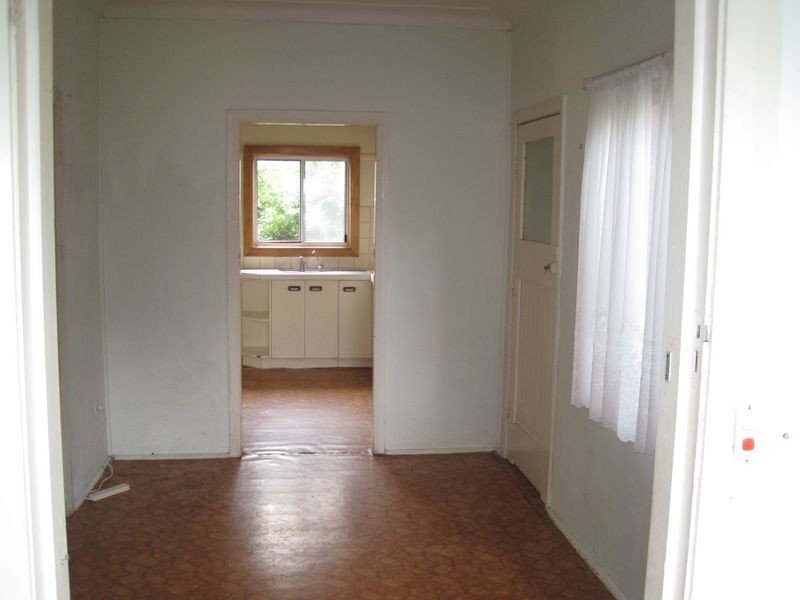 15 McArthur Parade, Mangerton NSW 2500