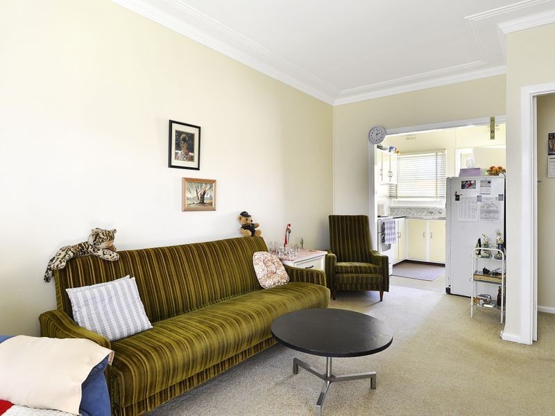 30 Lake Parade, Corrimal NSW 2518