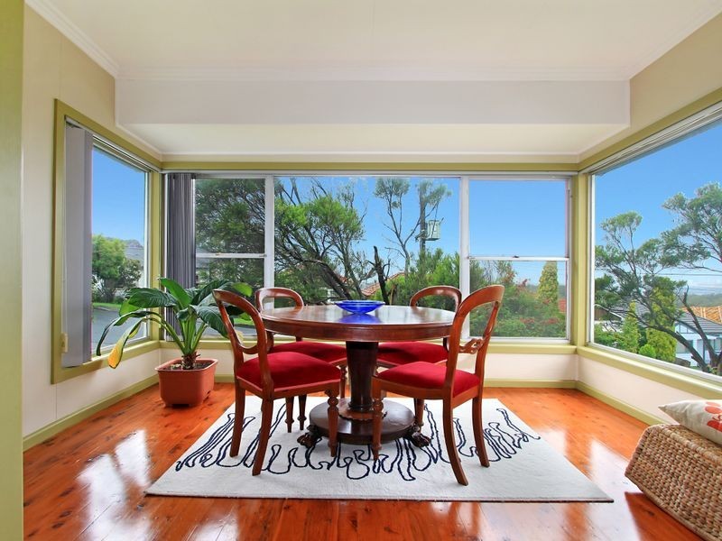 8 Hill Street, Coniston NSW 2500