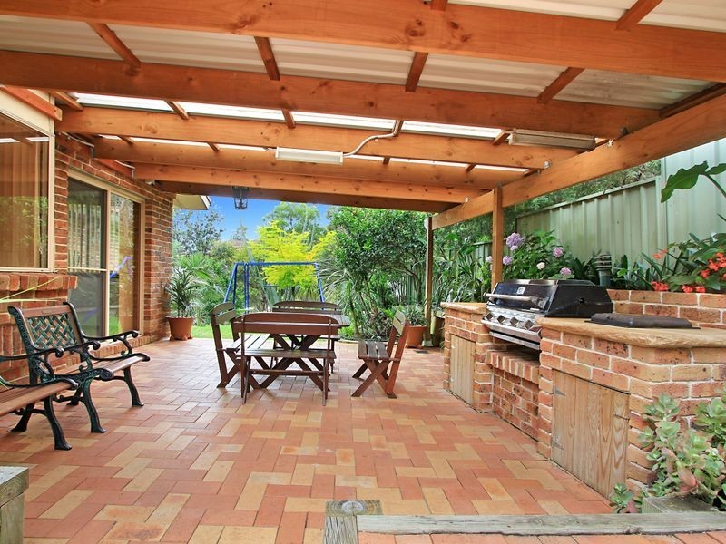 18 Paltarra Place, Cordeaux Heights NSW 2526