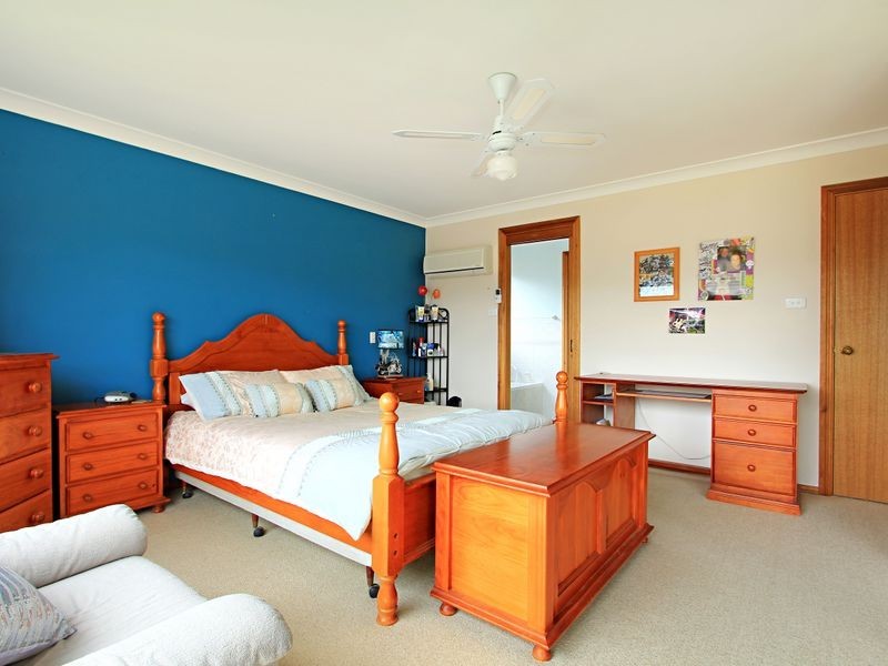 63 Mungurra Hill Road, Cordeaux Heights NSW 2526