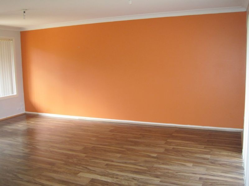 2/1a Leigh Crescent, Unanderra NSW 2526