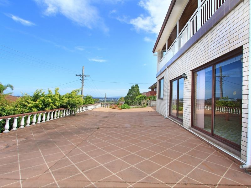 2 Jalna Avenue, Figtree NSW 2525