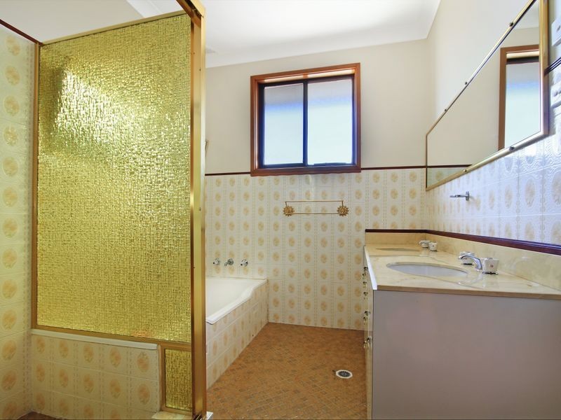 2 Jalna Avenue, Figtree NSW 2525