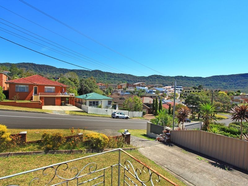 33 Kembla Street, Balgownie NSW 2519