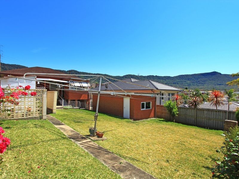 33 Kembla Street, Balgownie NSW 2519