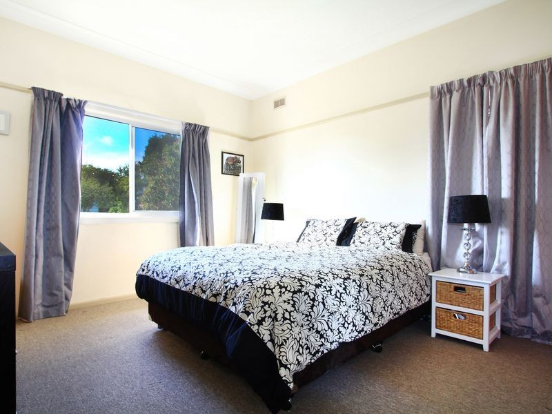 46 Carr Street, Towradgi NSW 2518