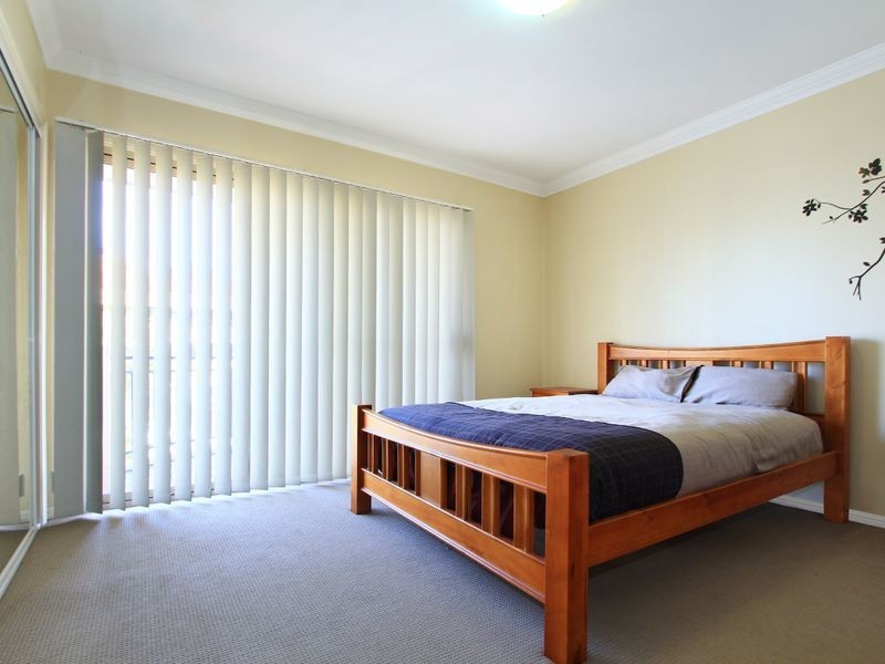15/36-38 Loftus Street, Wollongong NSW 2500