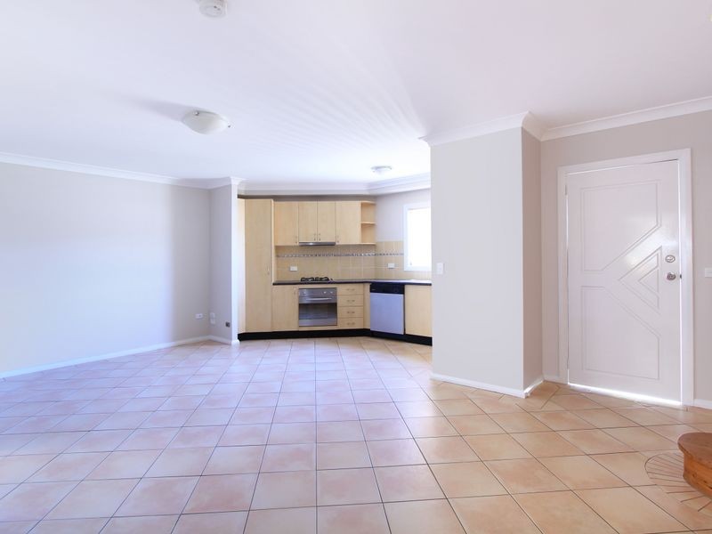 2/61 Gipps Street, Wollongong NSW 2500