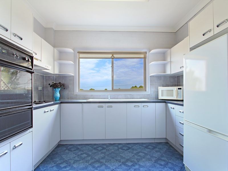 37 Odenpa Road, Cordeaux Heights NSW 2526
