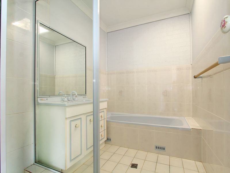 37 Odenpa Road, Cordeaux Heights NSW 2526