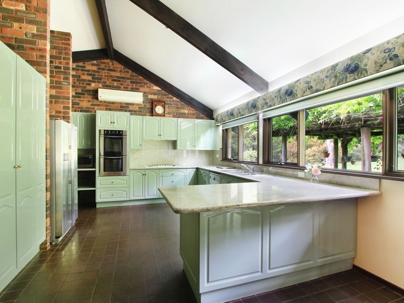 297 Sheaffes Road, Wongawilli NSW 2530