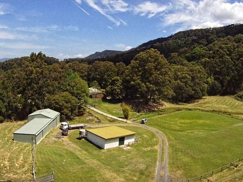 297 Sheaffes Road, Wongawilli NSW 2530
