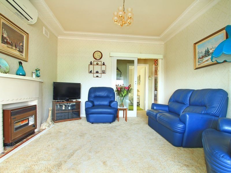 24 Florence Street, Towradgi NSW 2518
