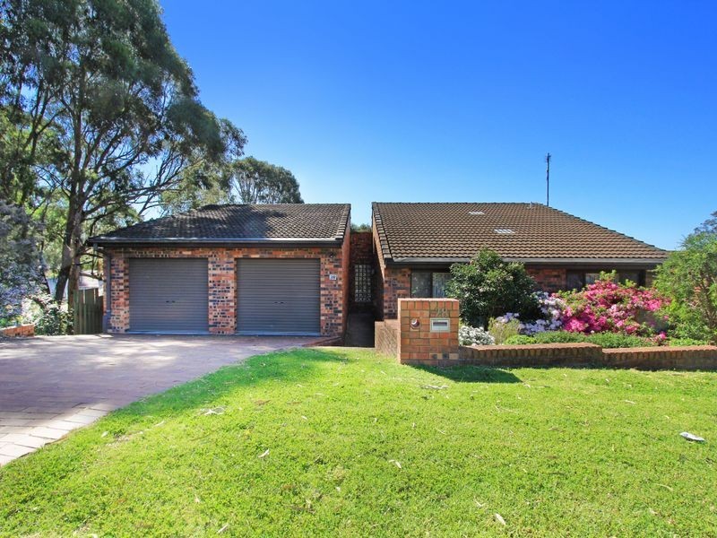28 Koombala Grove, Cordeaux Heights NSW 2526