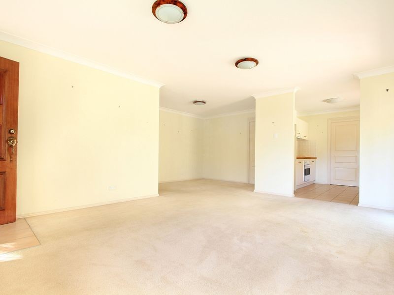 1/5a Mount Ousley Road, Fairy Meadow NSW 2519