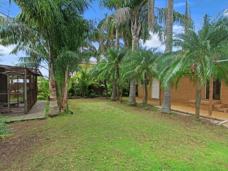 18 Cleverdon Crescent, Figtree NSW 2525