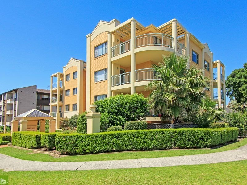 4/2 Pleasant Avenue, Wollongong North NSW 2500