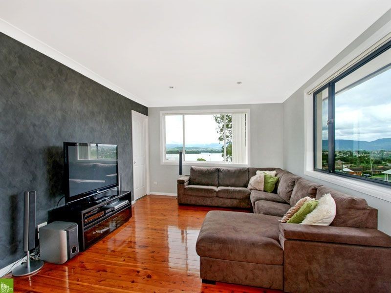 53 Hassan Street, Lake Heights NSW 2502