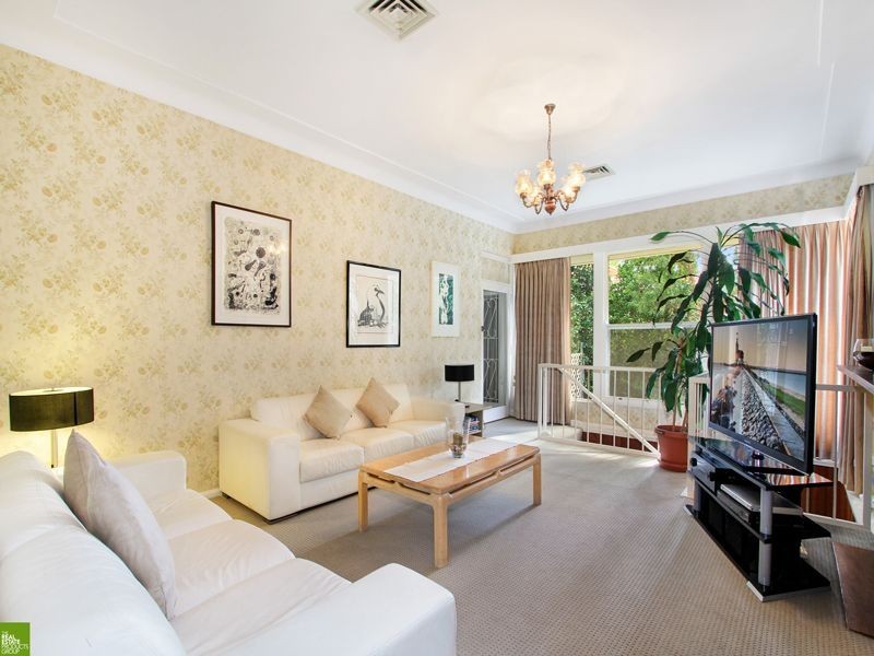 42 Mangerton Road, Mangerton NSW 2500
