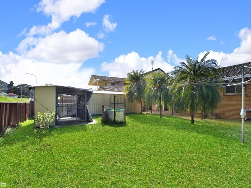 18 Cleverdon Crescent, Figtree NSW 2525