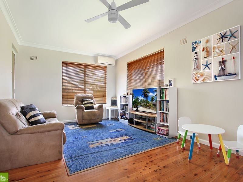 2/1 Cleverdon Crescent, Figtree NSW 2525