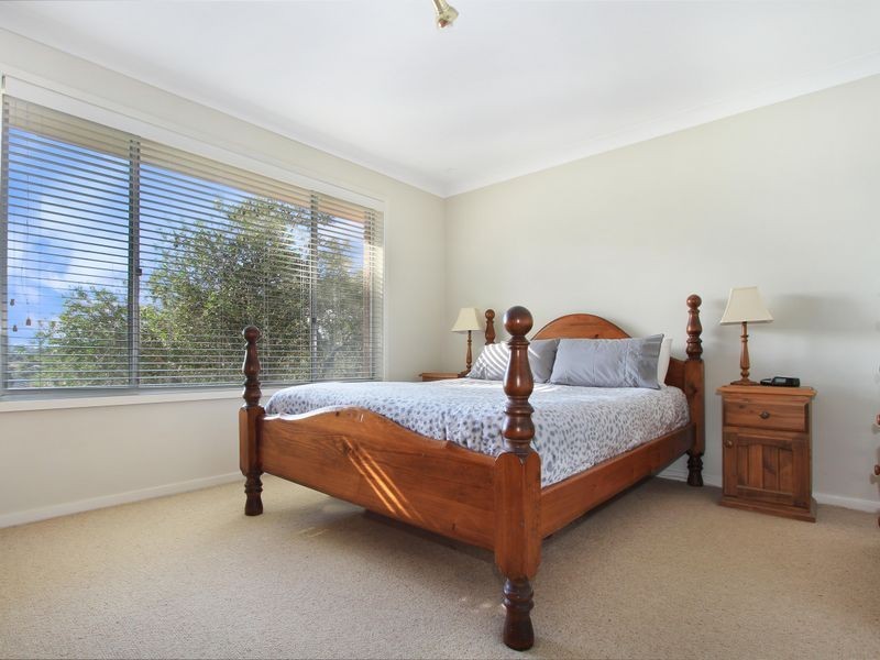 81 Cummins Street, Unanderra NSW 2526